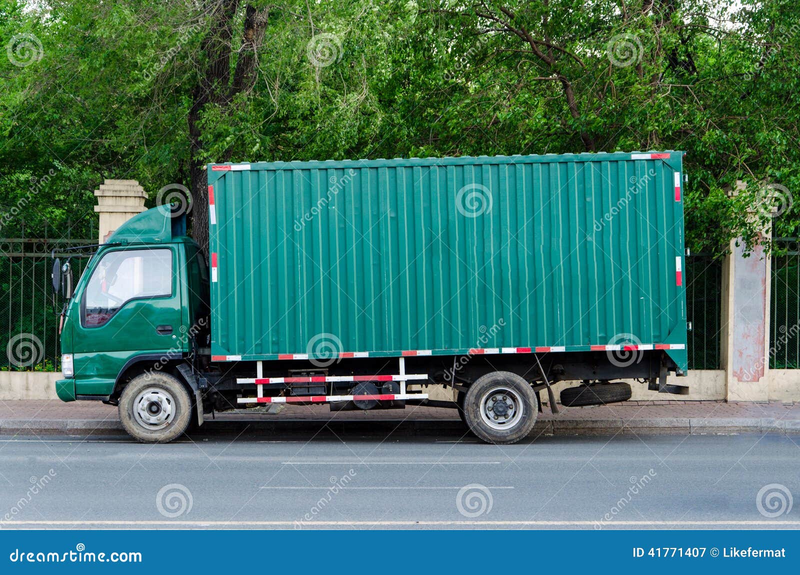 Green truck stock image. Image of spain, shipment, auto 41771407
