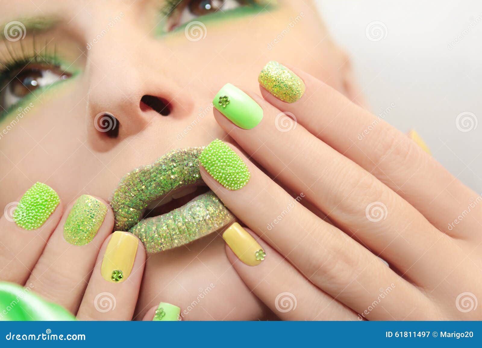 Yellow gel nail polish Fairy dust effect ,Alpine snow and rhinestone |  Gelbe nägel, Nagel gel, Bunte nägel