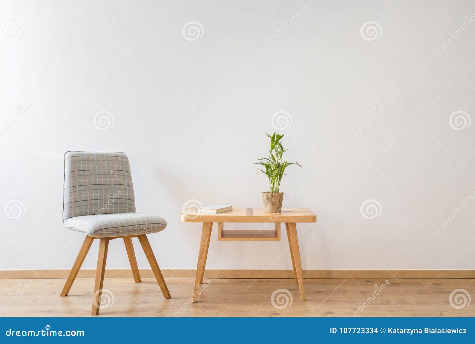 Comfy Chair Next To Table Stock Photo Image Of Living 107723334