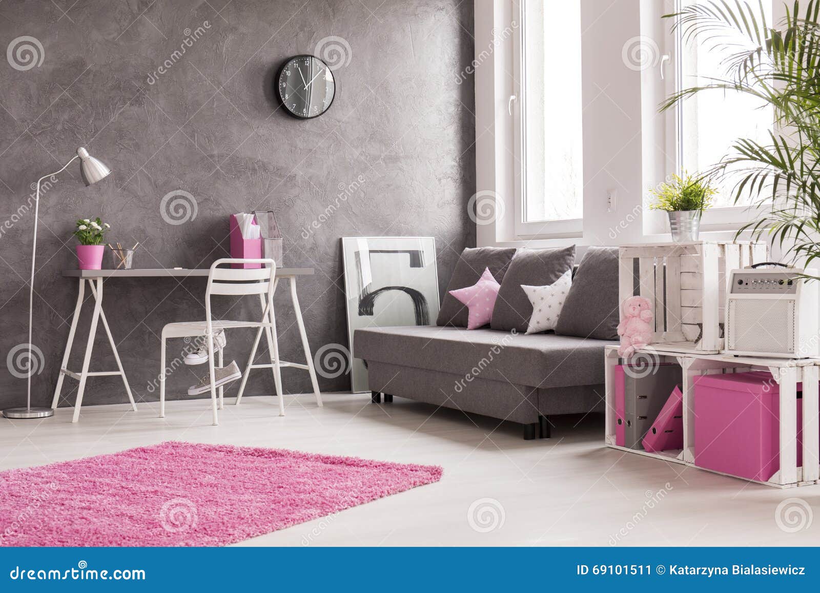 Woonkamer met grijze bank: woonkamer inrichten archieven huis.