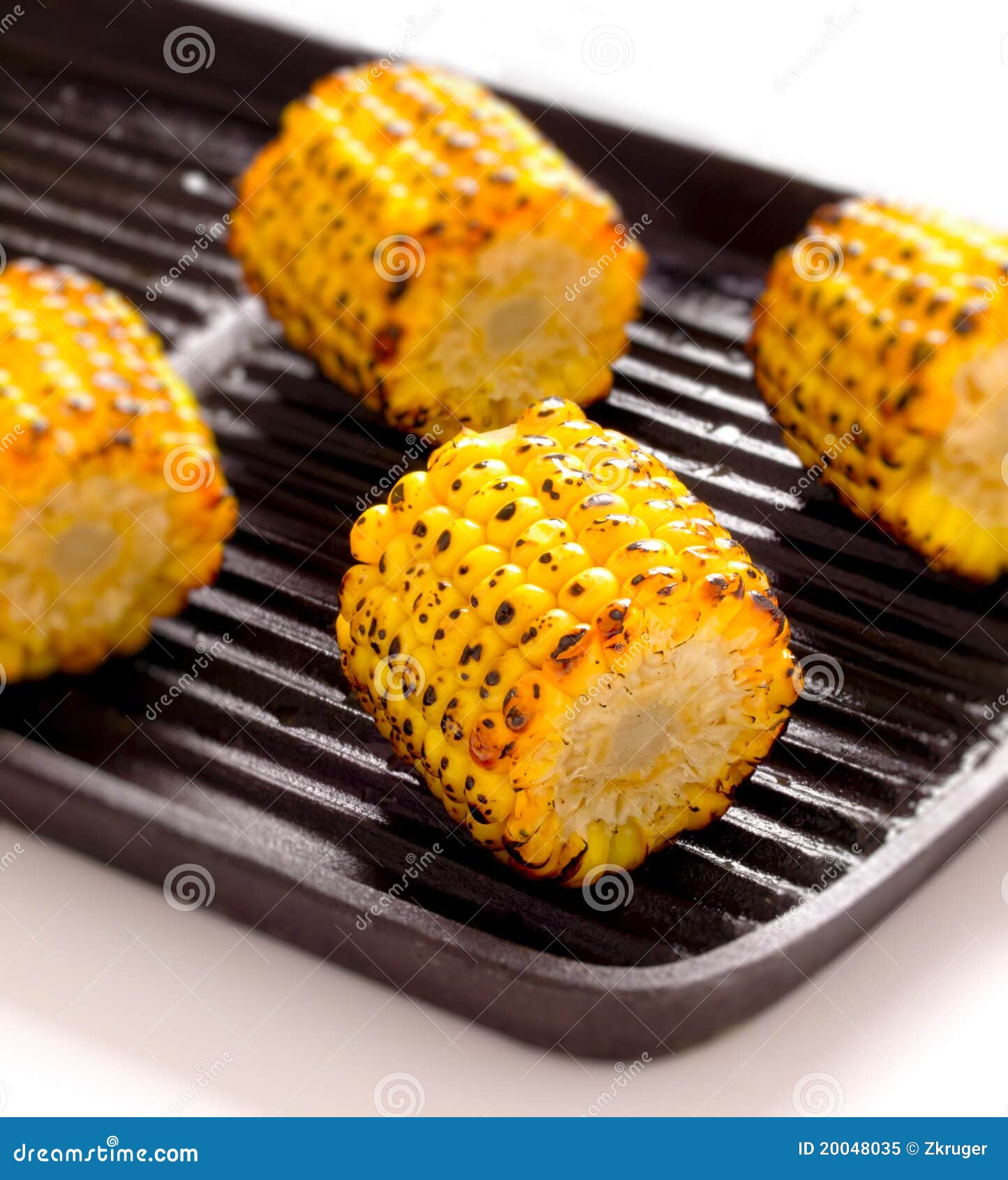 grilled corn cobs