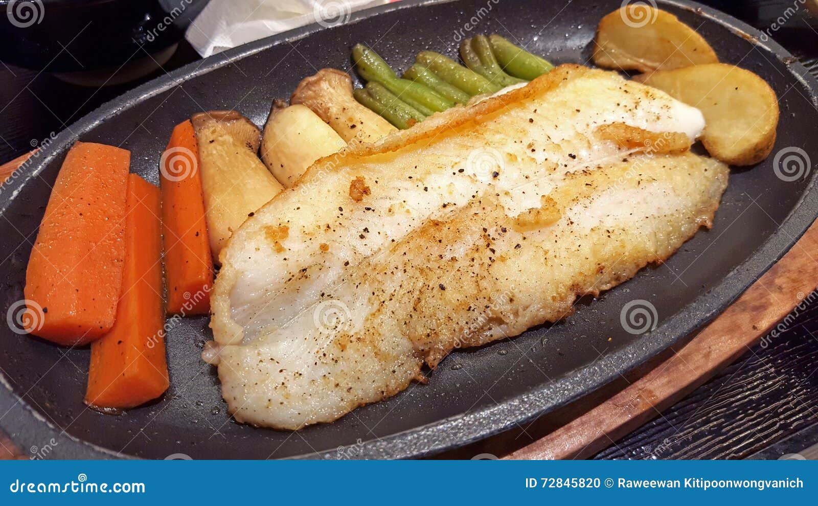 Grilled Dolly Fish in Hot Pan Stock Photo Image of diet, omega 72845820