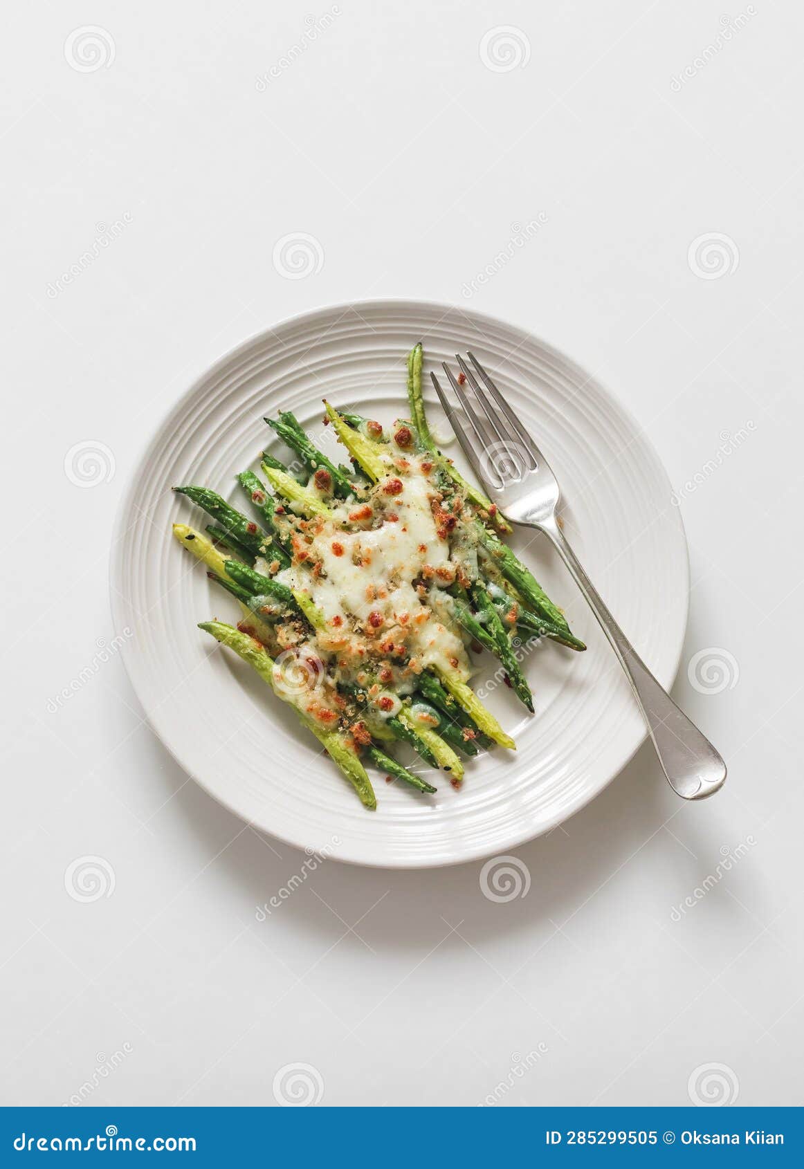 Grilled Green String Beans with Mozzarella and Lemon Bread Crumbs on a