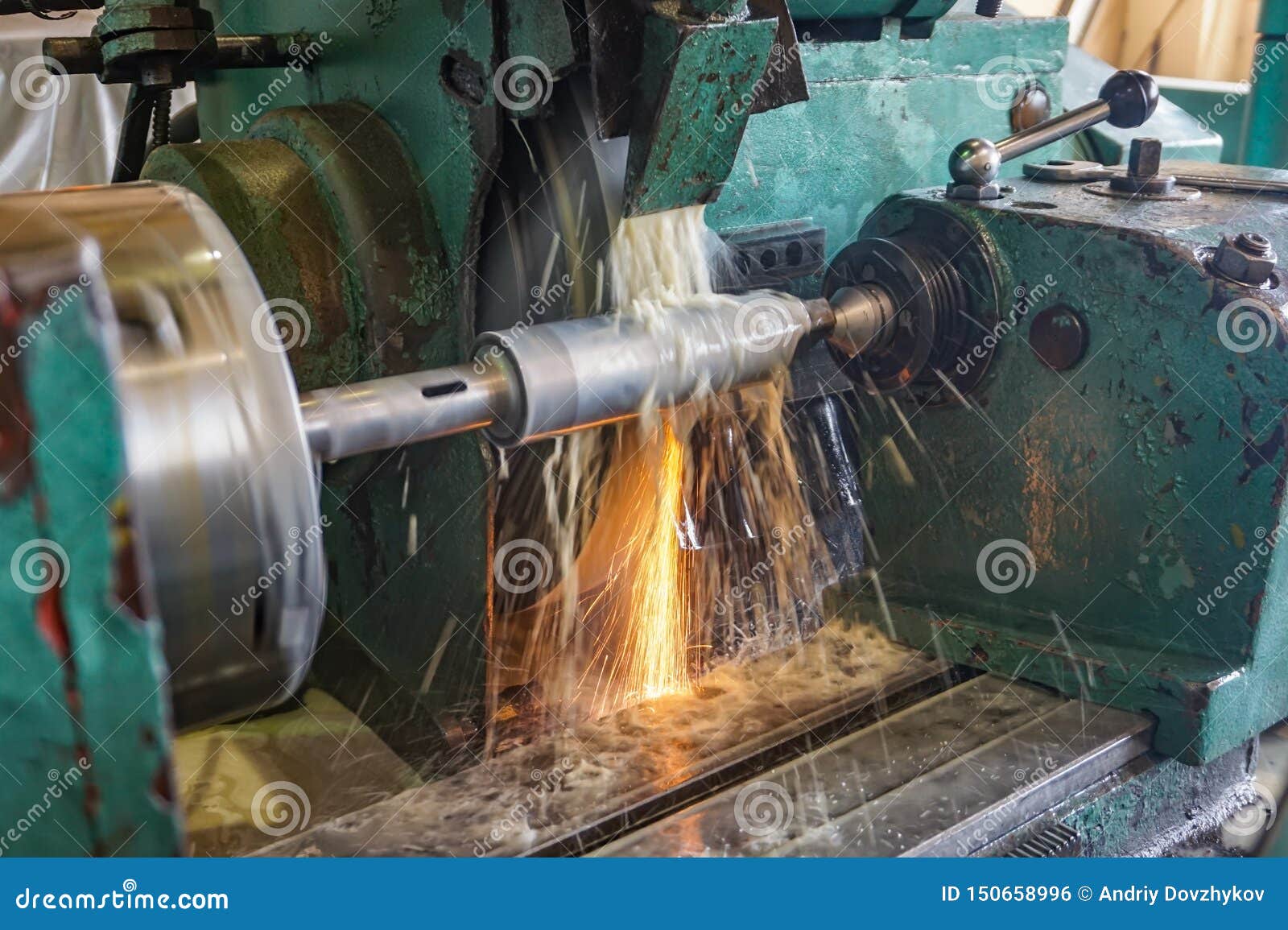 Grinding on the Machine, Highprecision Machining of Parts with an