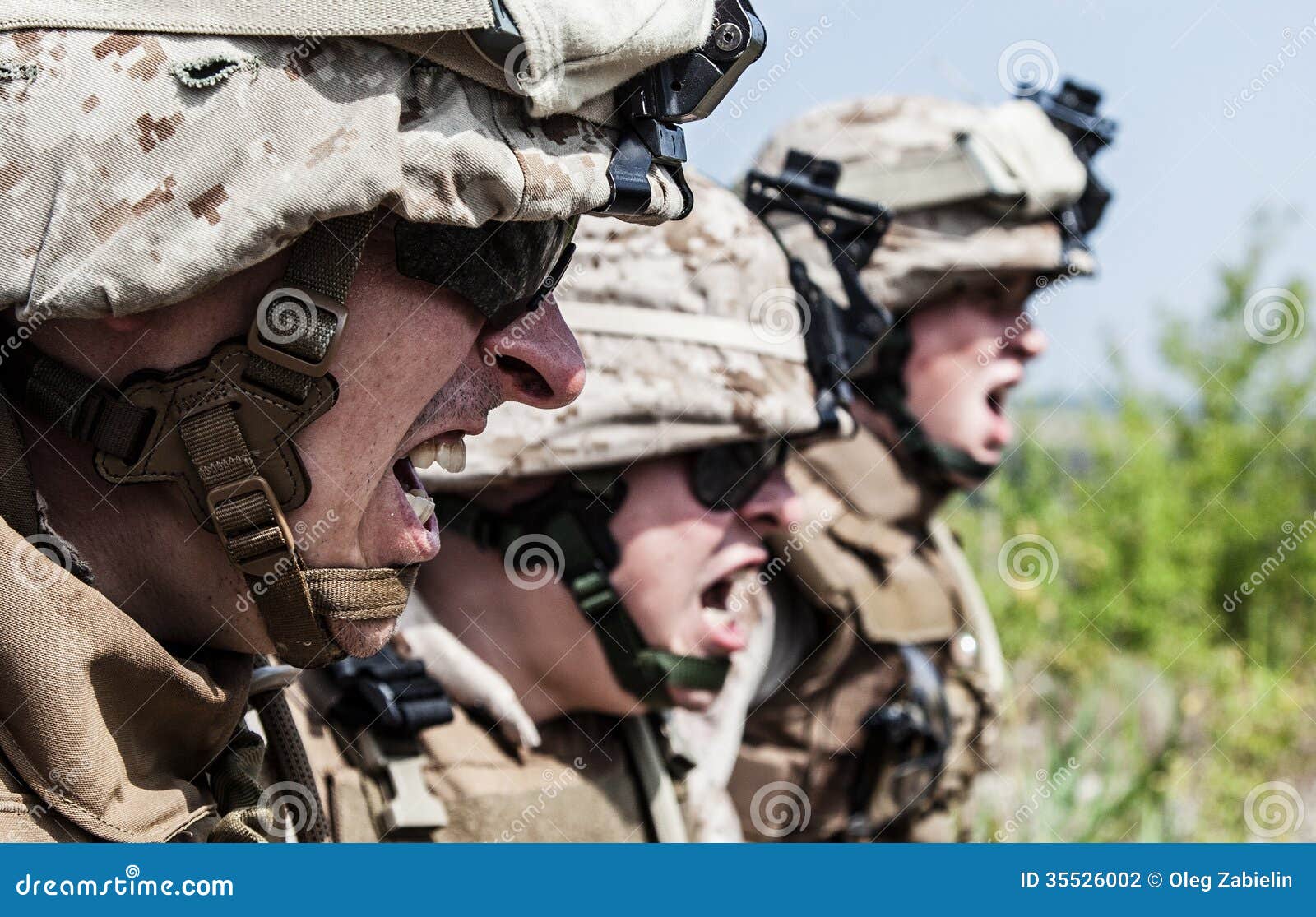 Gritos foto de archivo. Imagen de comando, furioso, soldado - 35526002, image size:1600x1115