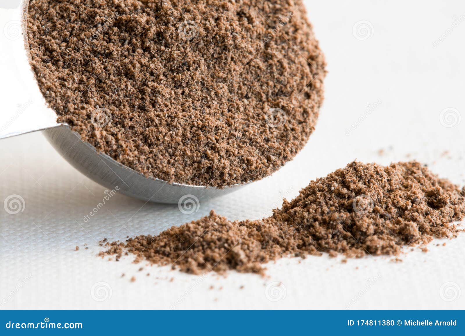 Ground Allspice Pepper Stock Photography 28843604
