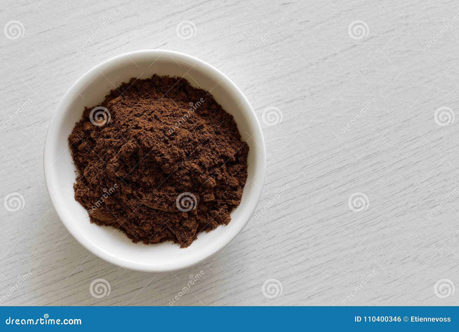 Ground Allspice Pepper Stock Photography 28843604