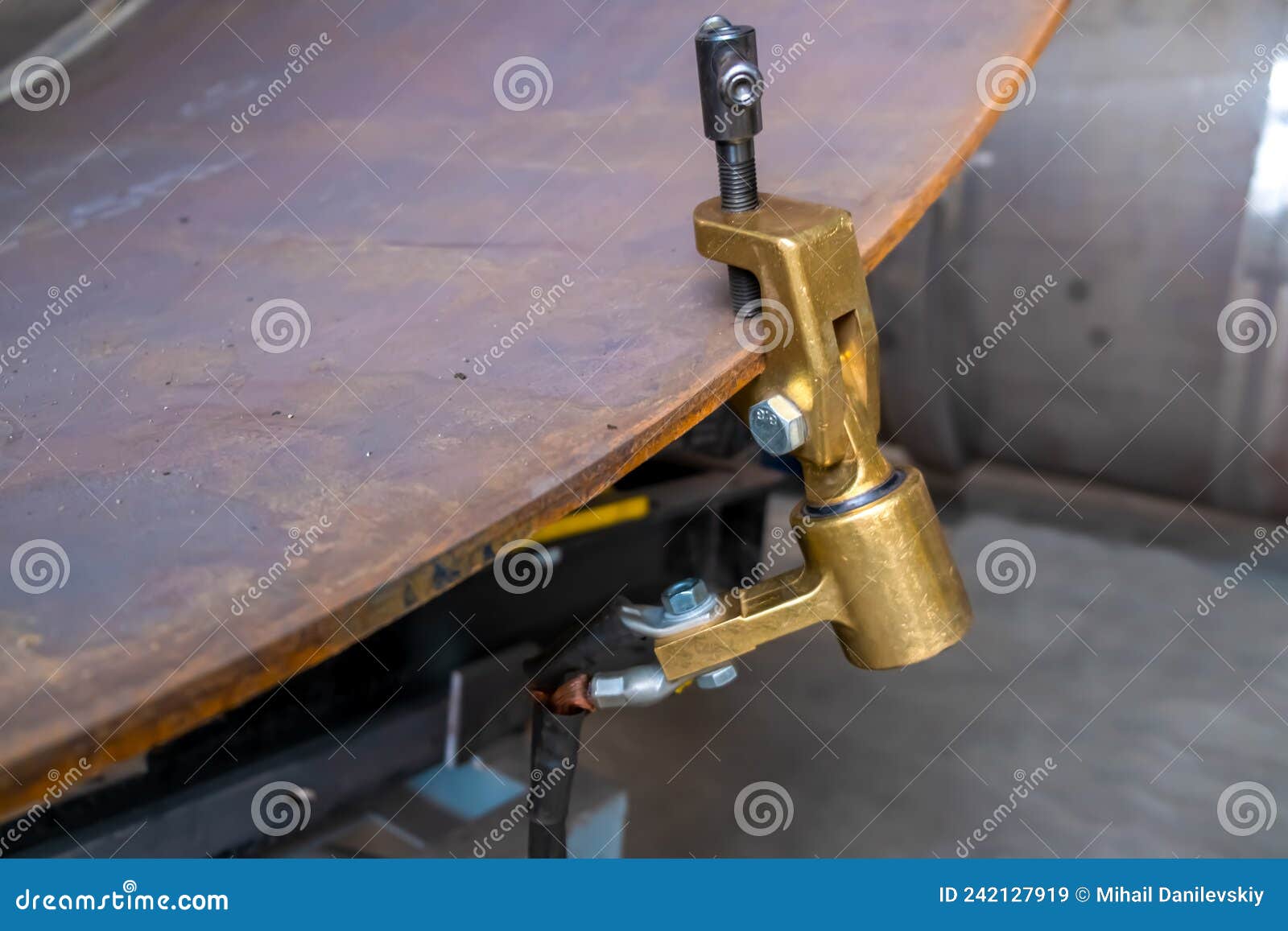 Grounding Clamp for the Welding Column. Automatic Welding. Submerged