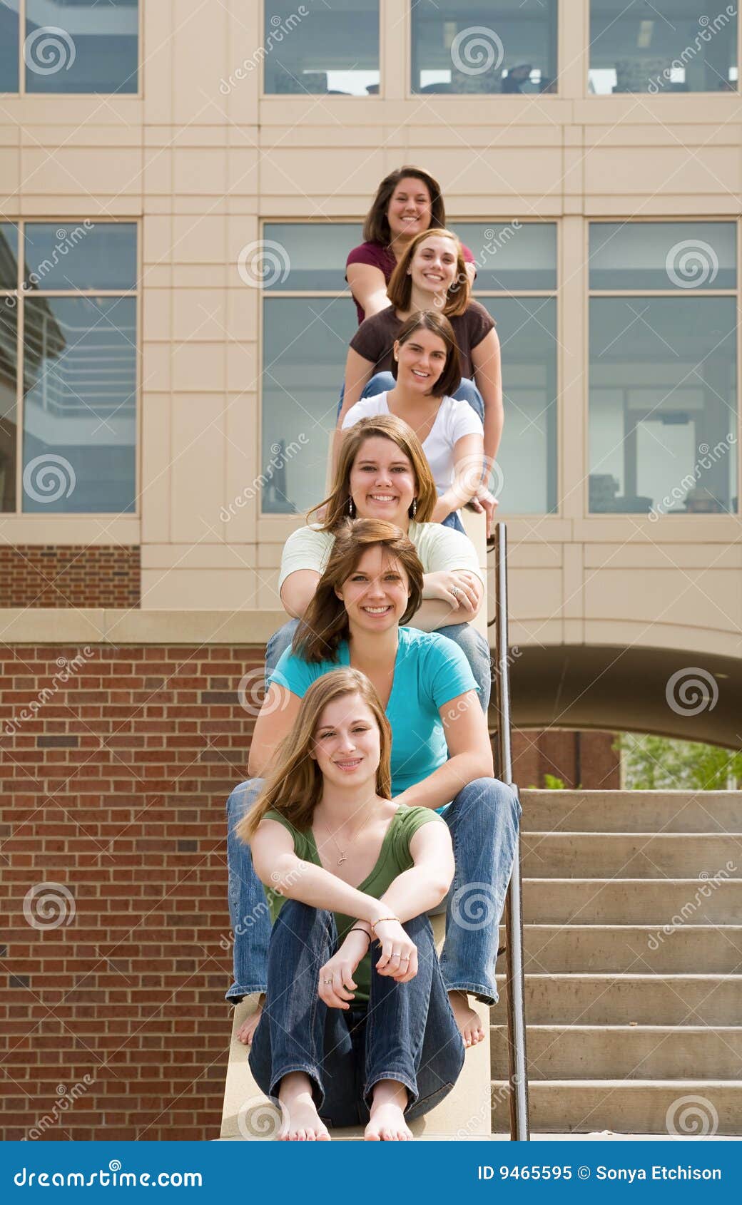 gang bang and threesomes girl porn action shots