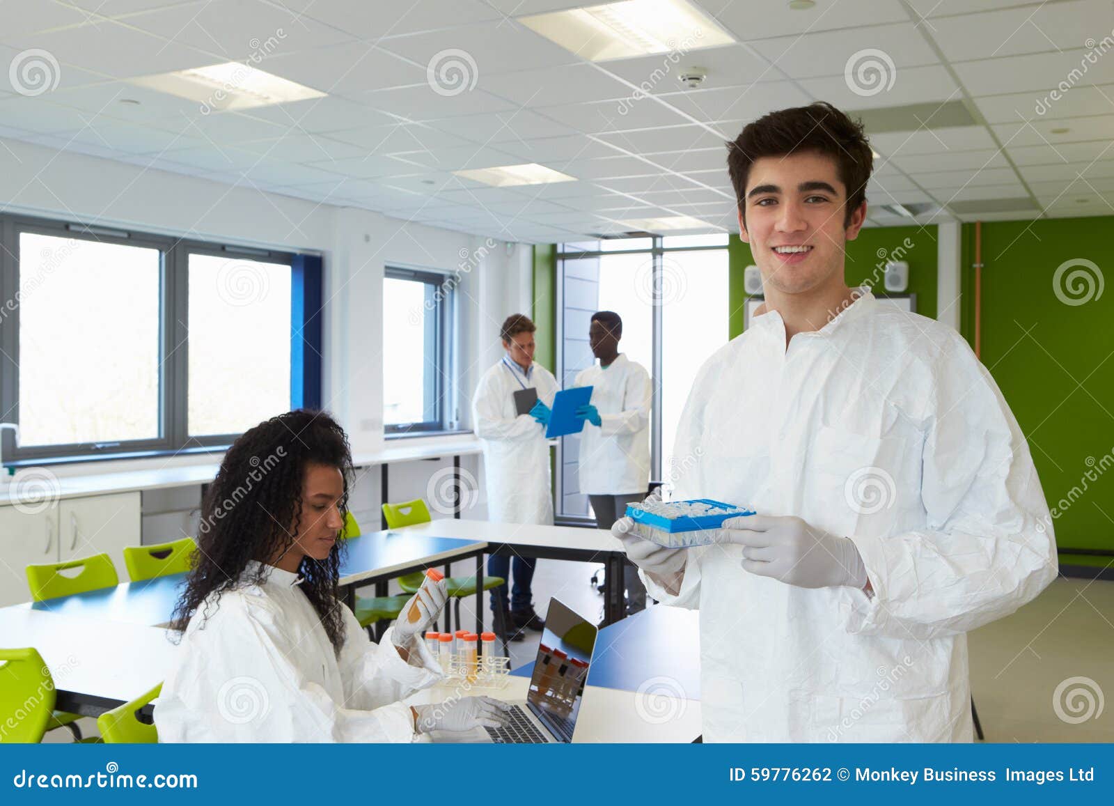 College Experimente College Experimente