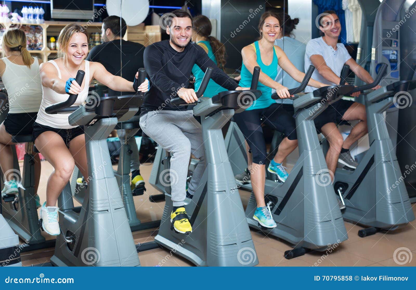 indoor group cycling
