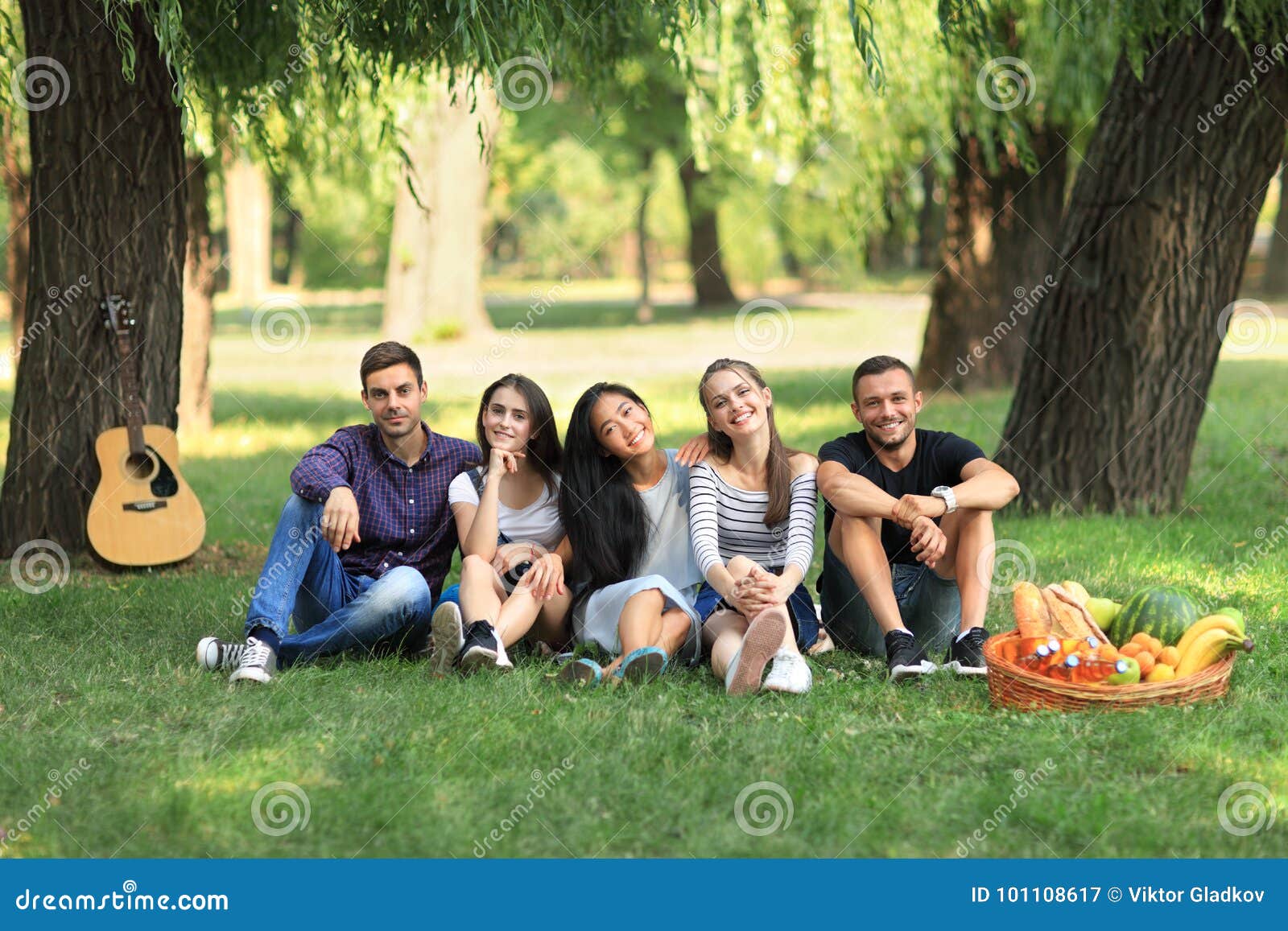 167,758 Enjoy Life Stock Photos - Free & Royalty-Free Stock Photos from  Dreamstime