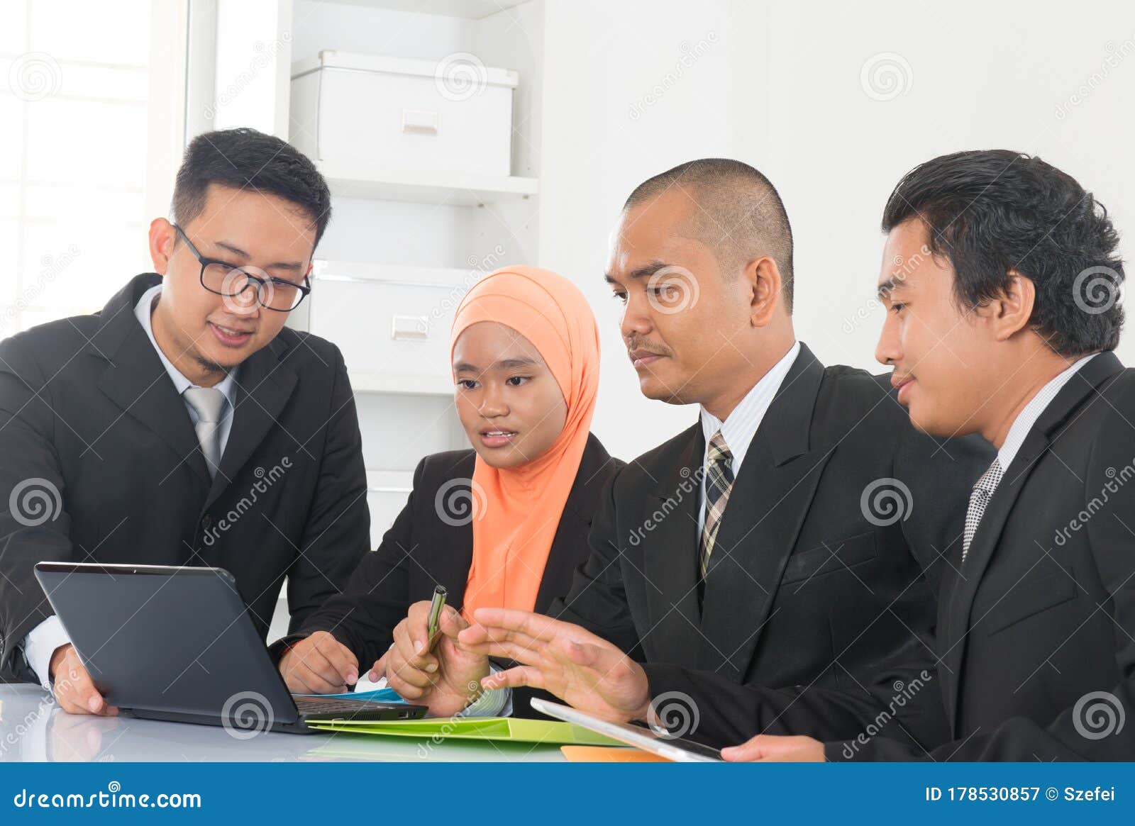 Business malaysian Business Culture