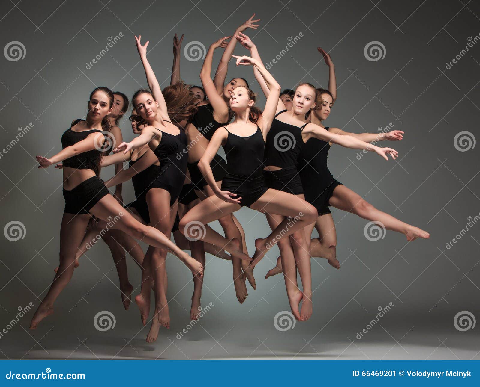 Dancers Group 31