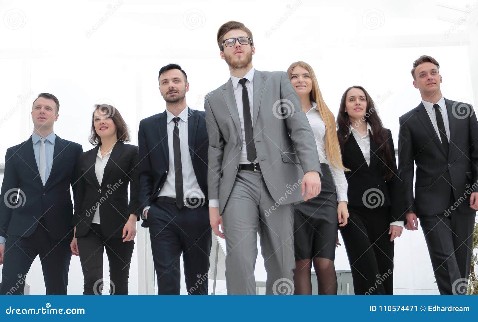 Leaders Group foto. Фото группа лидеров