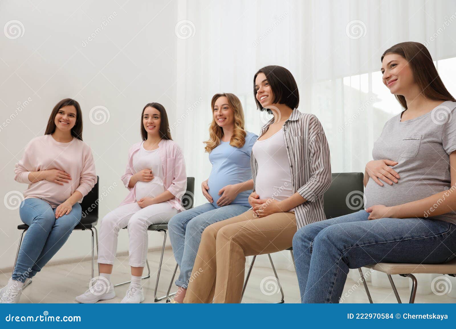 Group of Pregnant Women at Courses for Expectant Mothers Stock Photo -  Image of happy, future: 222970584