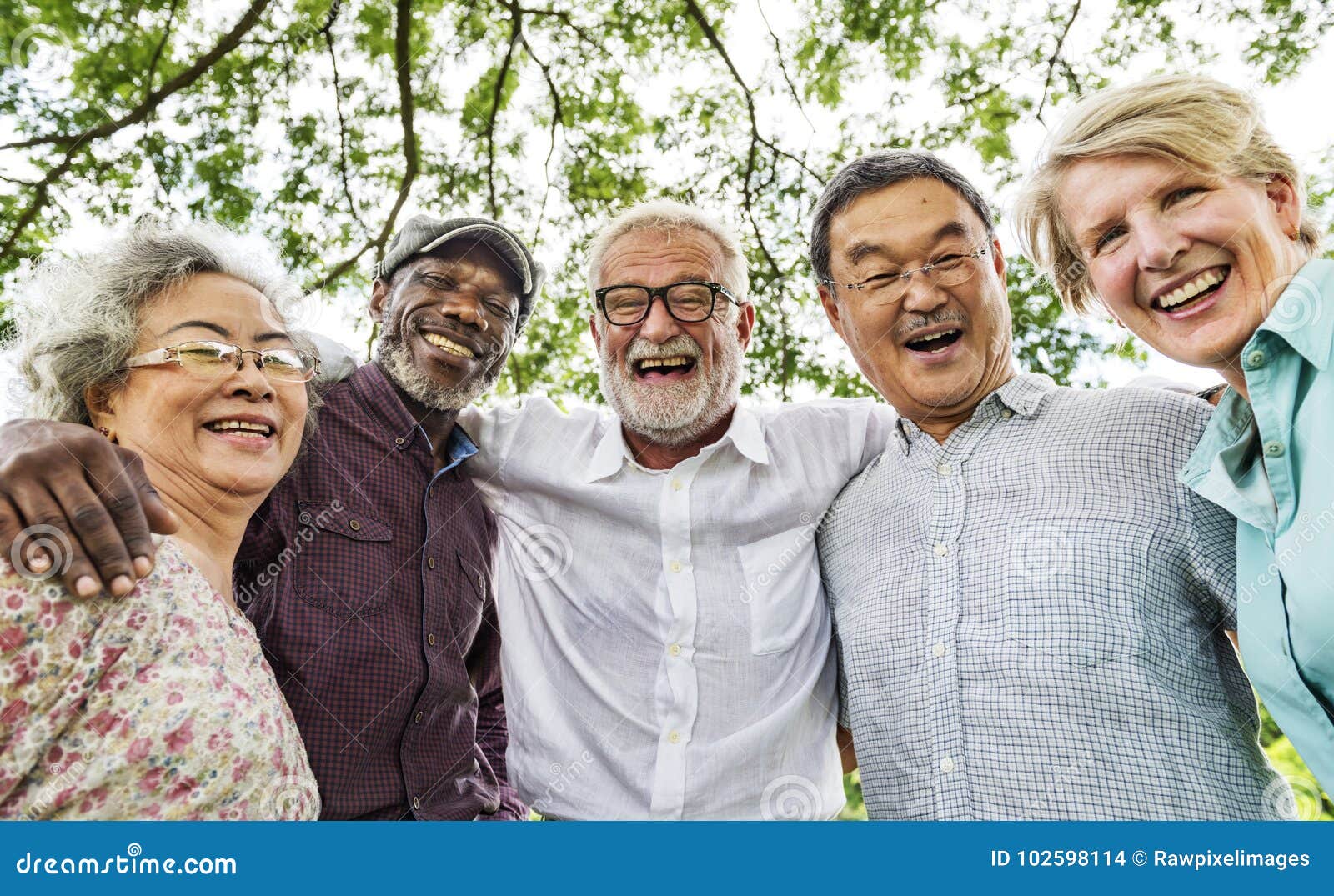 group of senior retirement discussion meet up concept