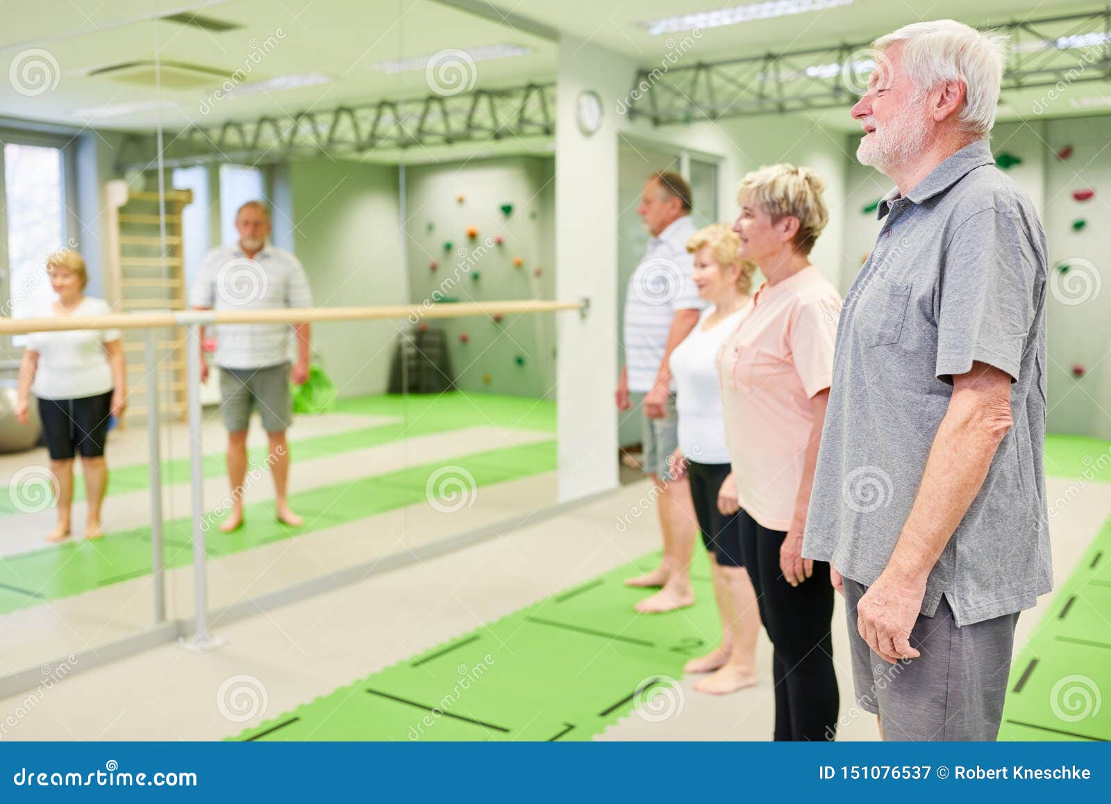 Simple Best Gyms For Senior Citizens for Women