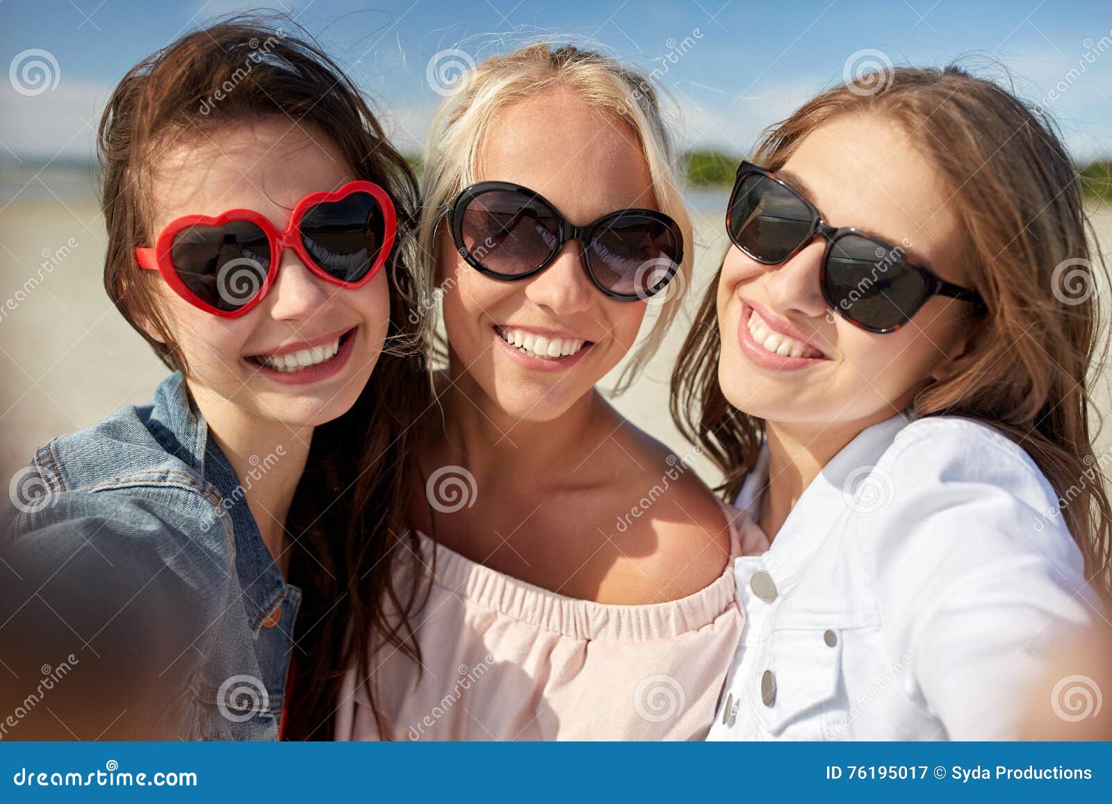 Group Of Smiling Women Taking Selfie On Beach Stock Image Image Of Person Beach 76195017