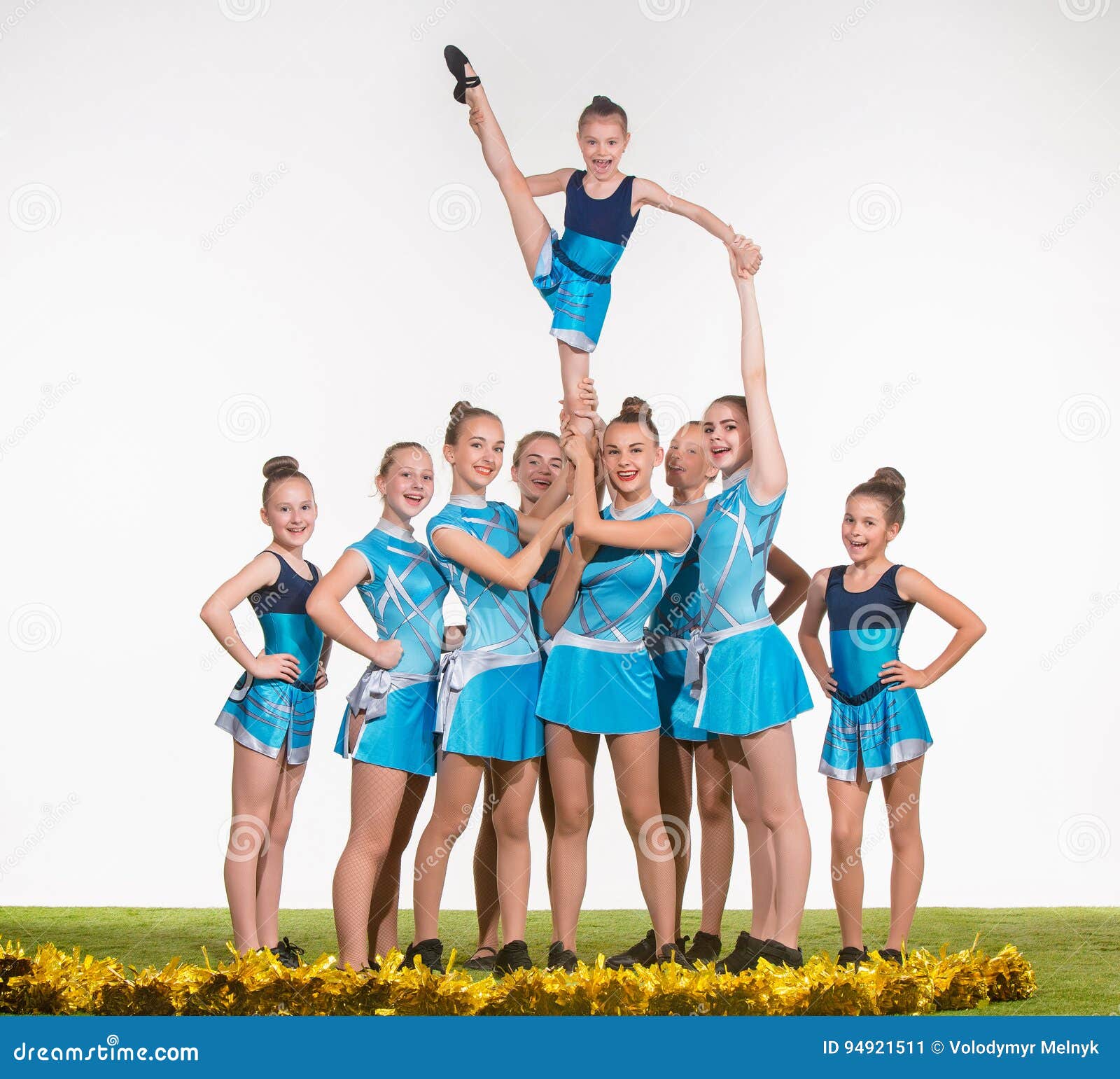 Teen Cheerleading Pics