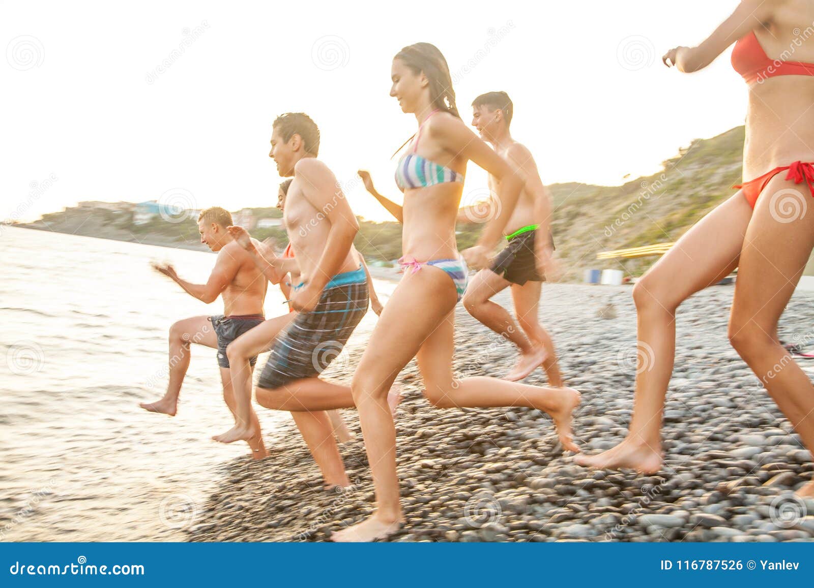 Teens At The Beach Pics