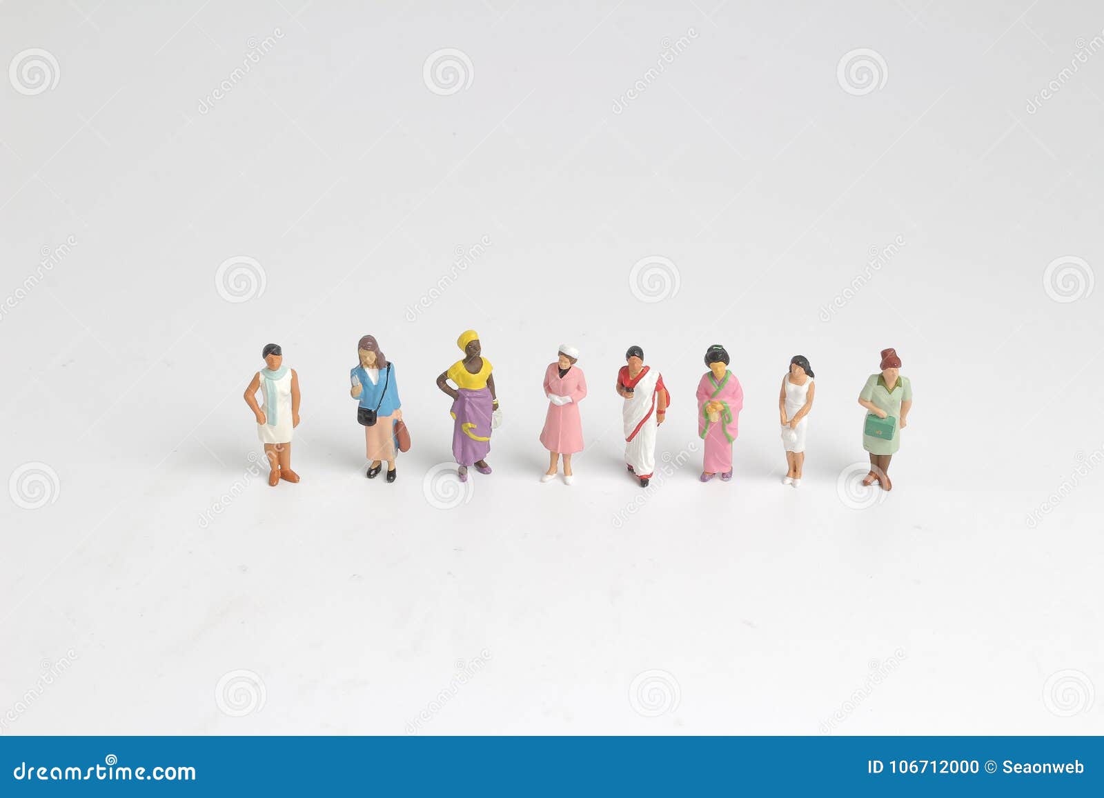 toy human figures