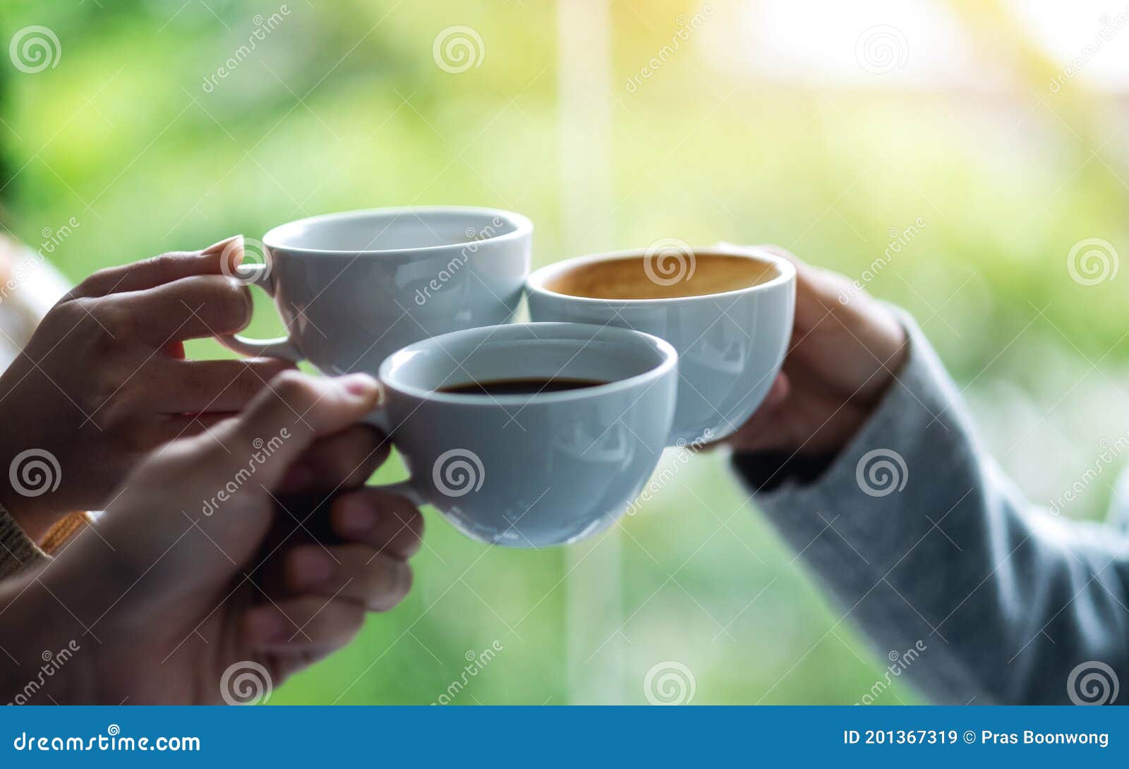 https://thumbs.dreamstime.com/z/group-young-people-enjoyed-drinking-clinking-coffee-cups-together-group-people-enjoyed-drinking-clinking-coffee-201367319.jpg