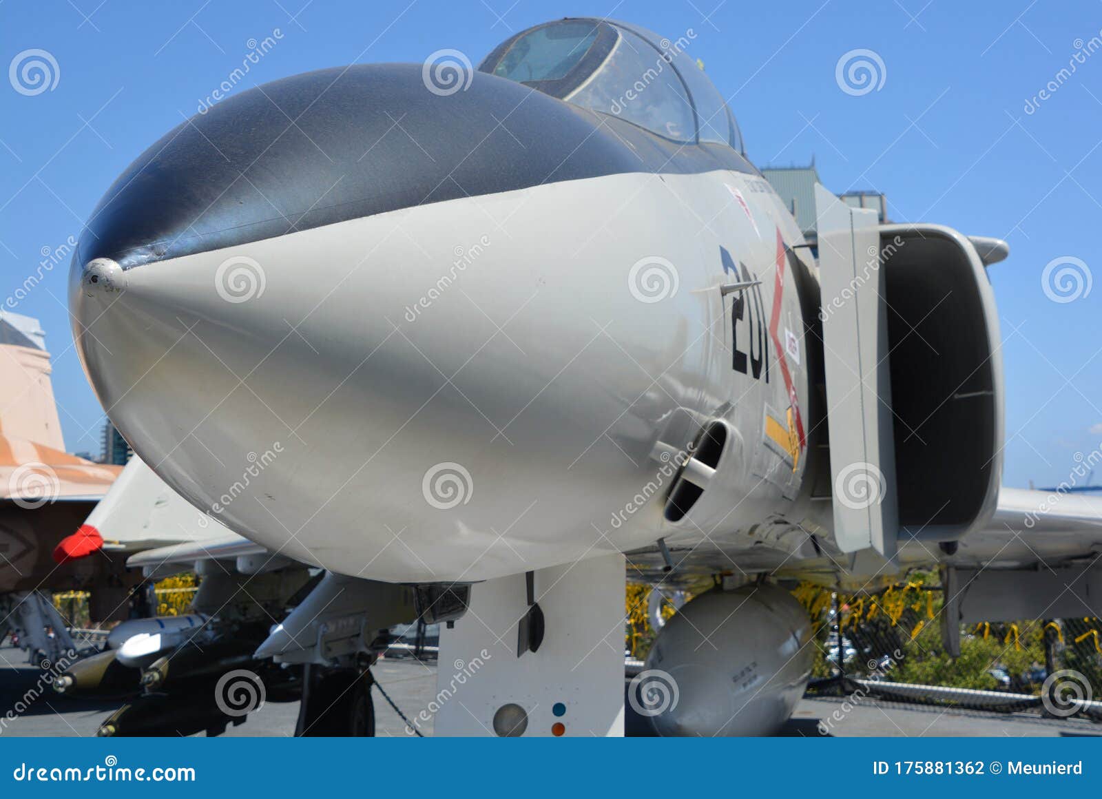 Grumman F-14 Tomcat is a Supersonic, Editorial Photography - Image of glory, grumman: 175881362