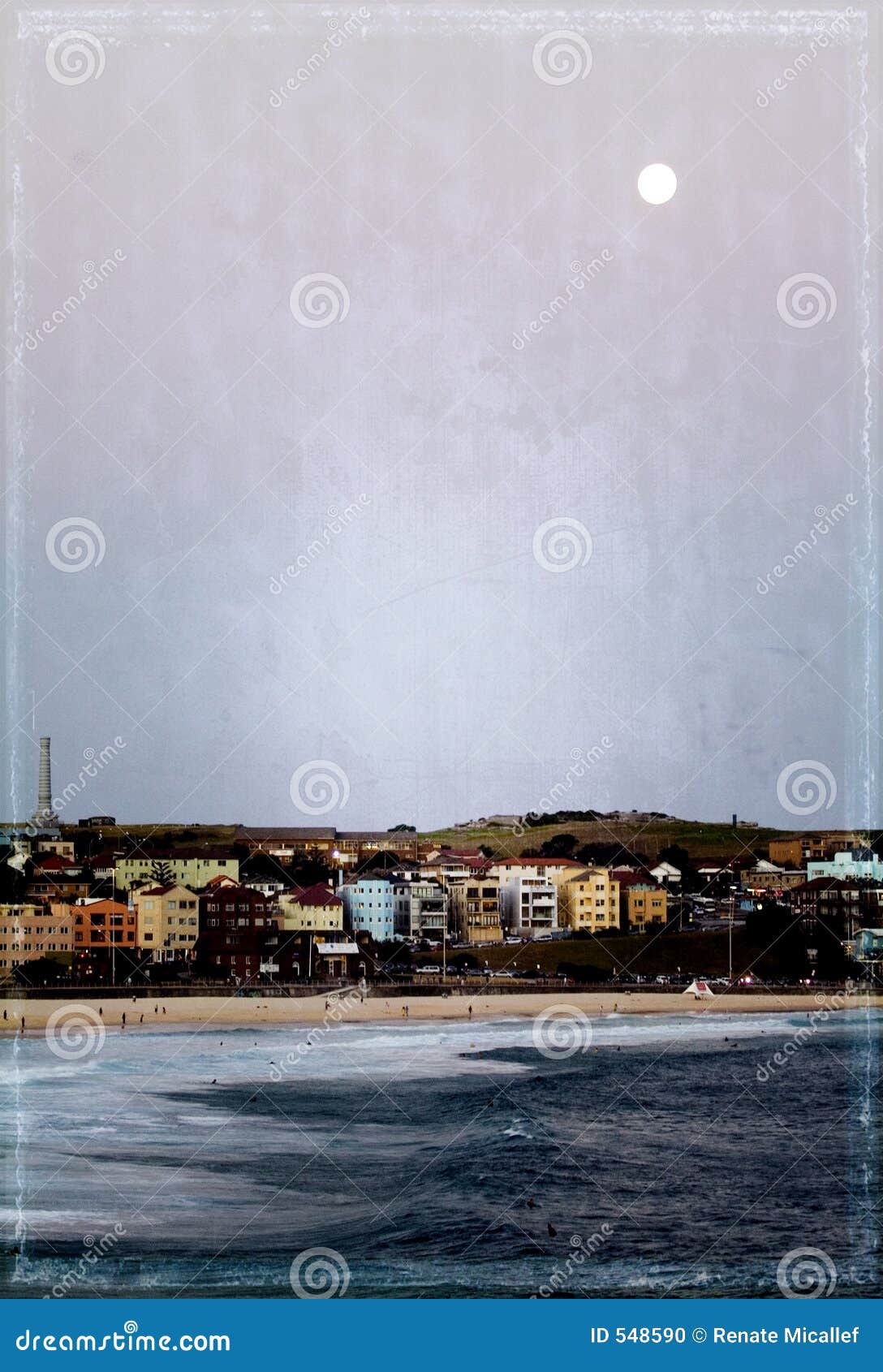 Grunge bondi na plaży. Plażowy grunge bondi styl pocztówki.