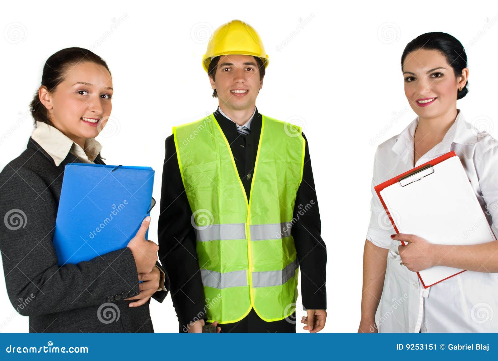 un diverso equipo de construcción trabajadores en reflexivo ropa