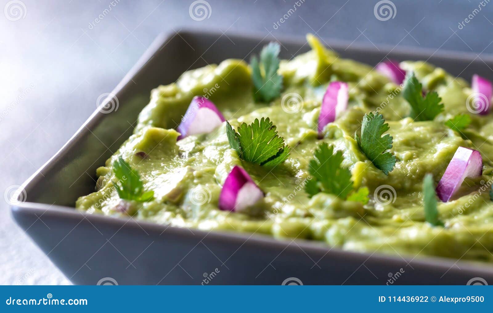 guacamole in the bowl