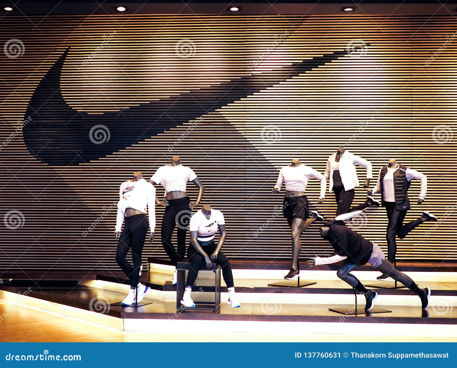 tienda de deportes nike