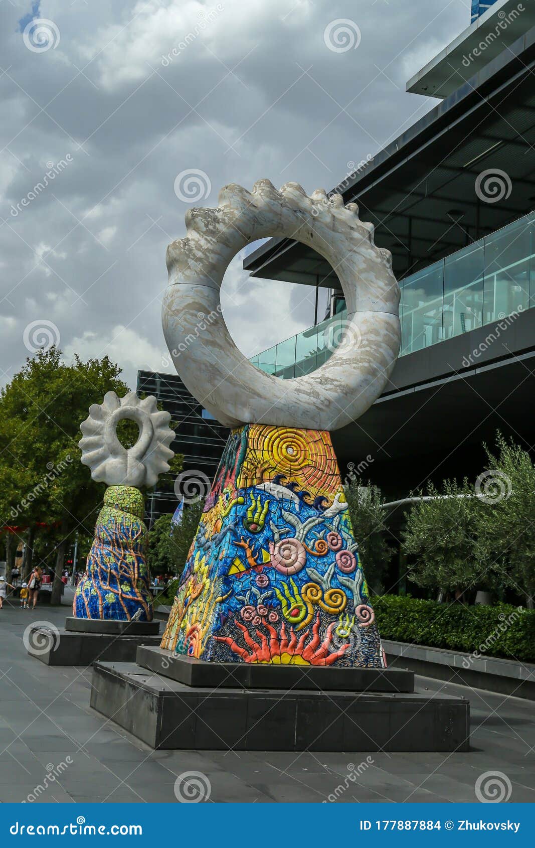 Crown Casino and Entertainment Complex - Melbourne – Stock Editorial Photo  © lucidwaters #45186859