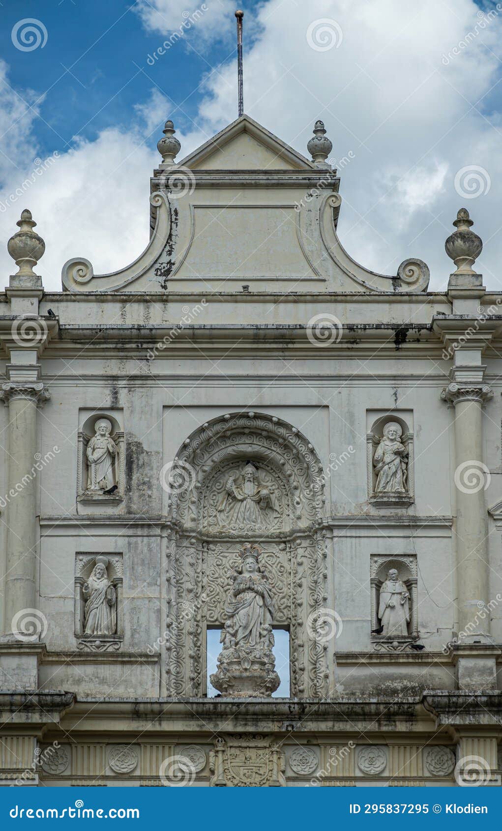 closeup, central top facade piece, la antigua, guatemala