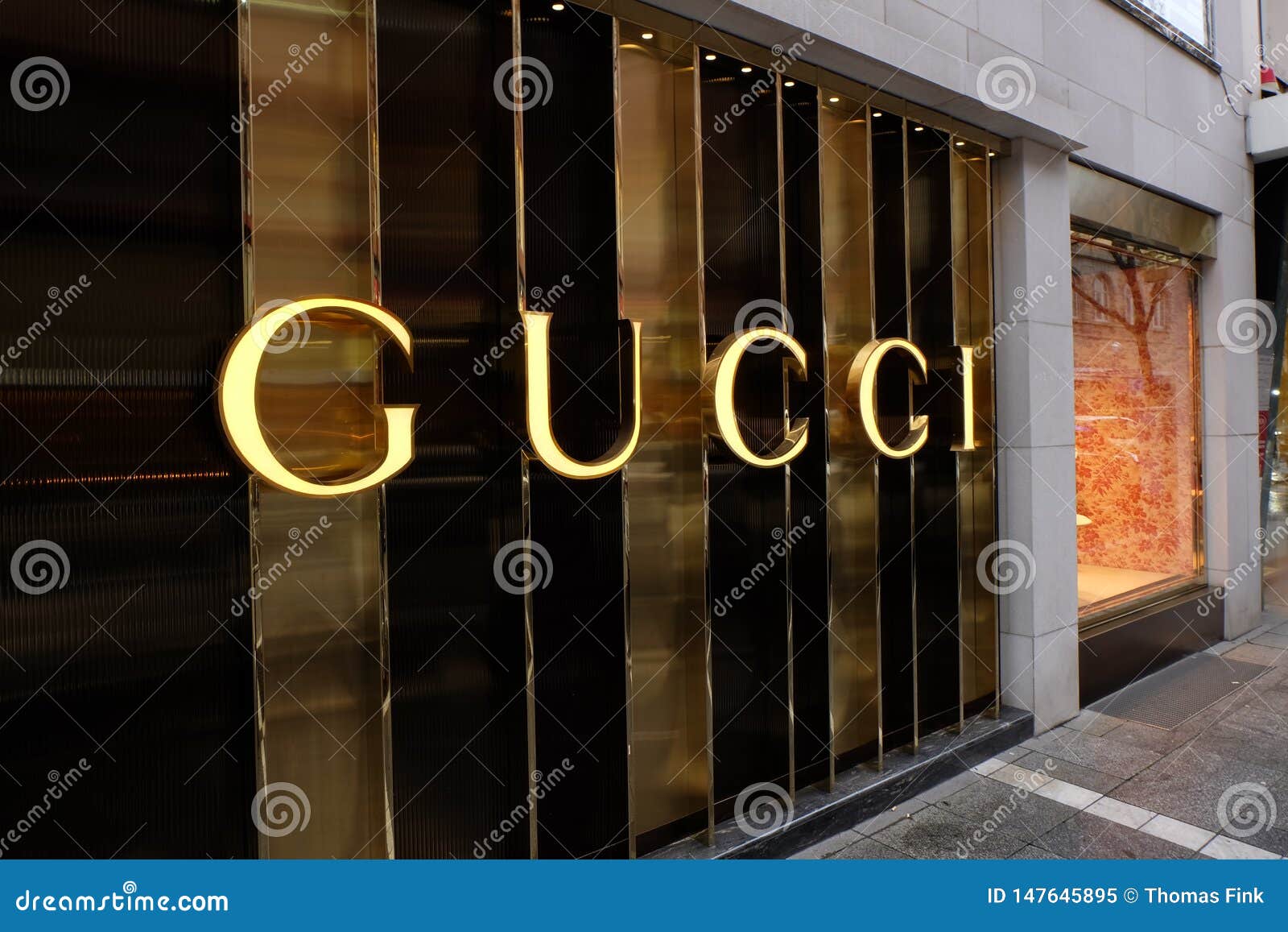 afdrijven Savant strategie Gucci Retail Shop Front Design Stock Photos - Free & Royalty-Free Stock  Photos from Dreamstime