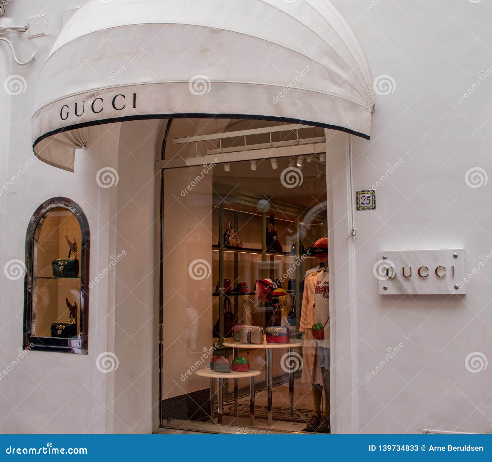 gucci fashion island