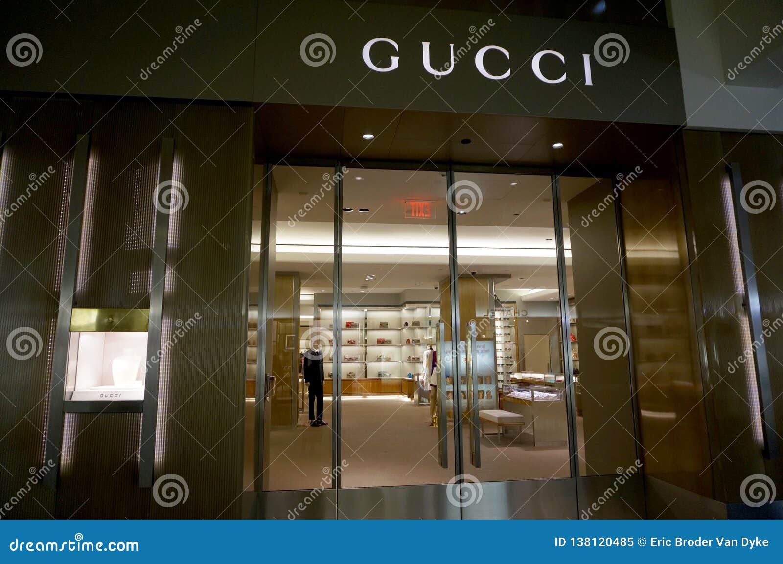 gucci store mall of america