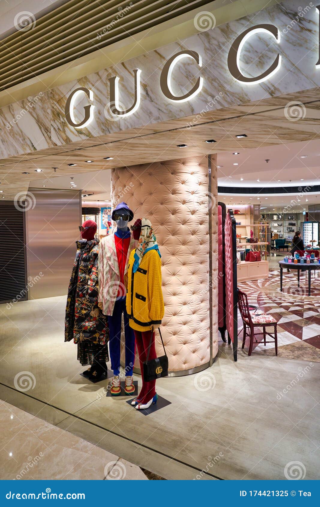 Gucci store editorial image. Image of logo, consumerism 174421325