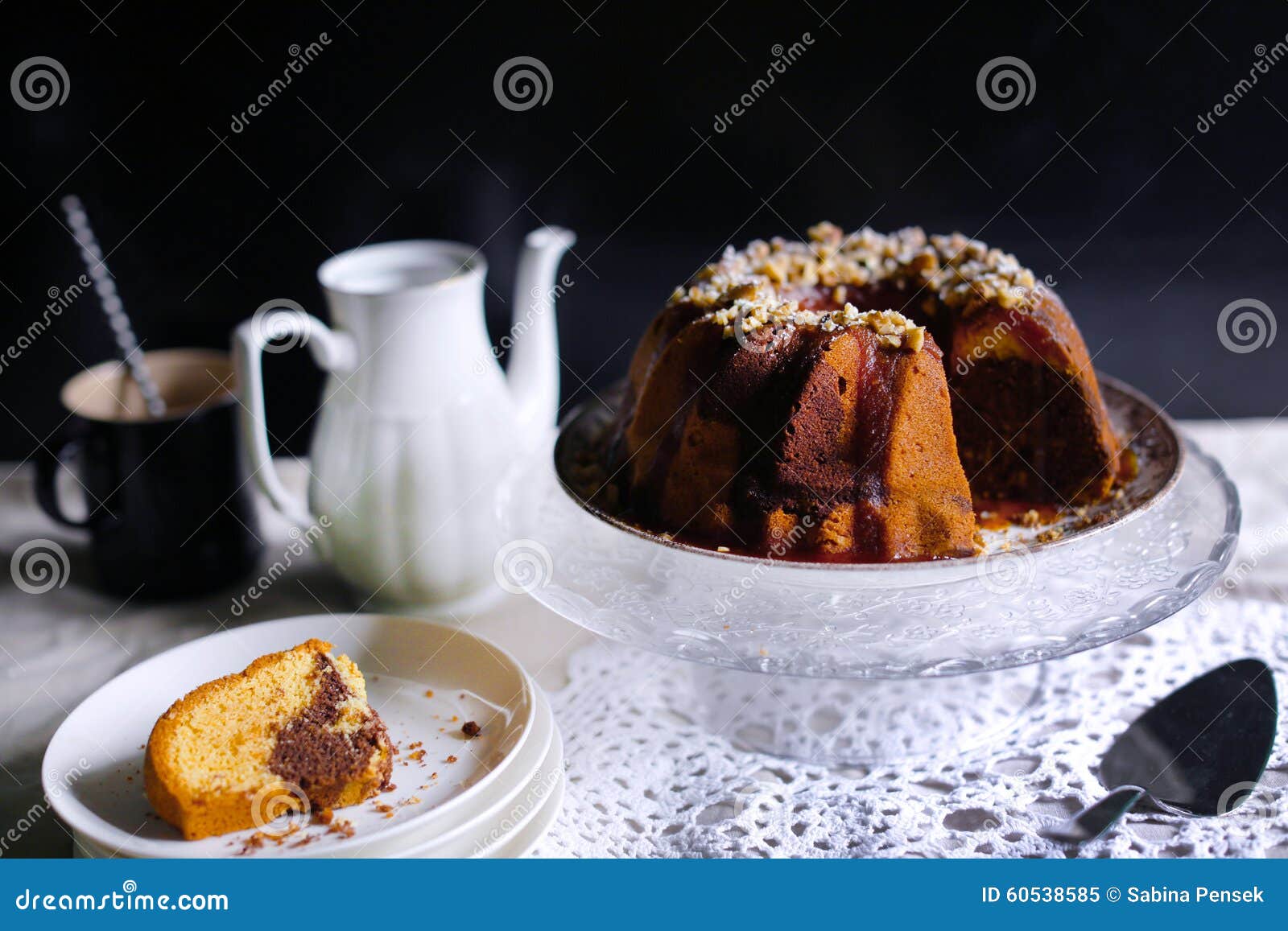 gugelhupf bundt marble cake with caramel and nuts