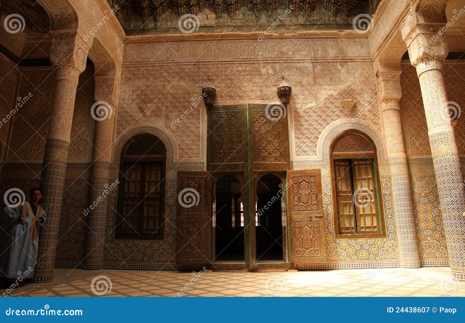 Moroccan Guide Explaining What Movies Were Shot In Cinema Atlas Studios