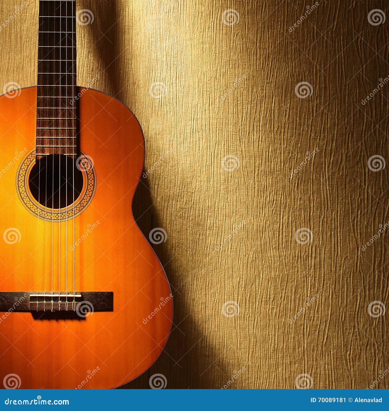 Guitare Espagnole Image Stock Image Du Espagnole Guitare 70089181
