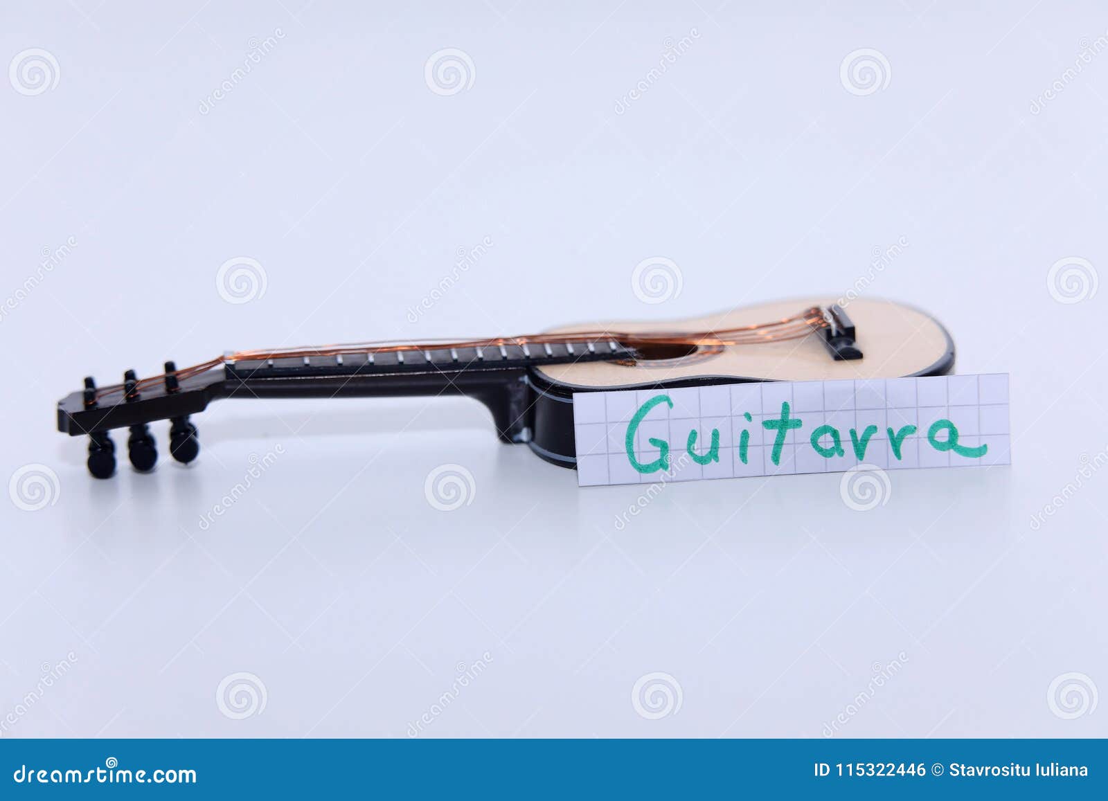 guitarra, spanish word for guitar in english