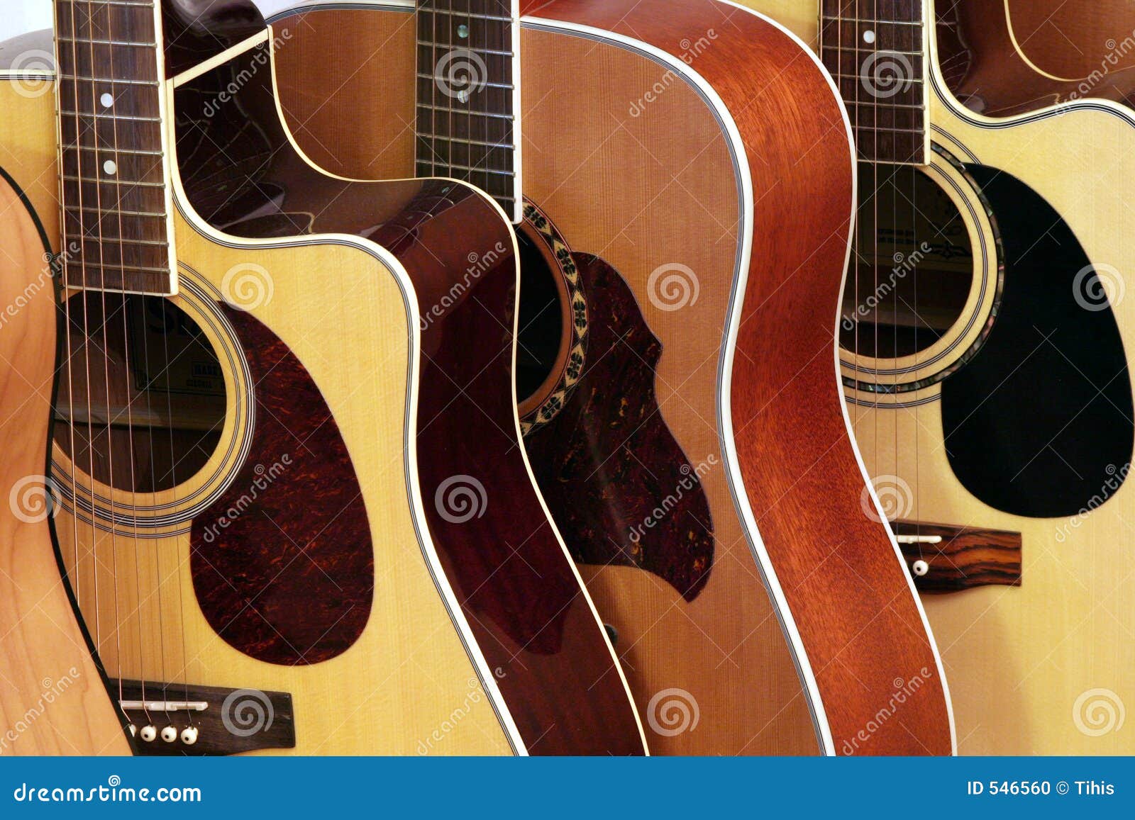 Fondo de las guitarras acústicas