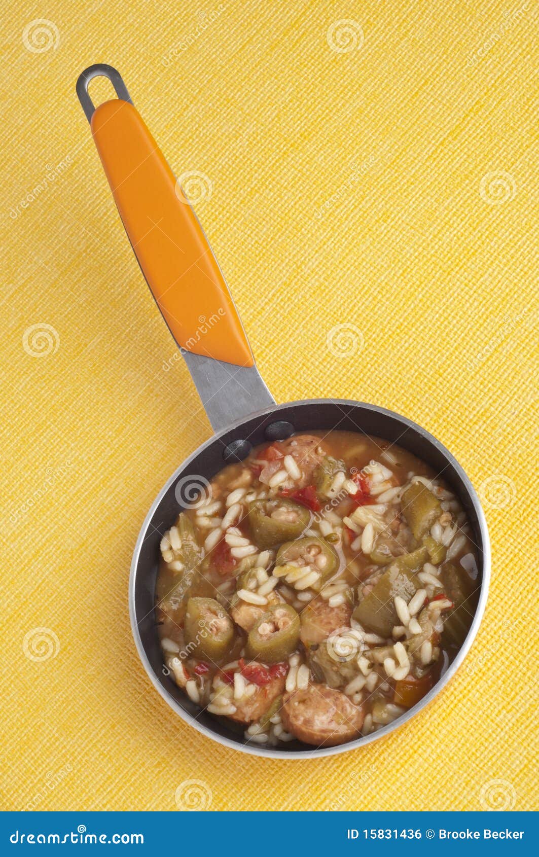 Gumbo met Okra stock foto. Image of opbrengst, daling 15831436