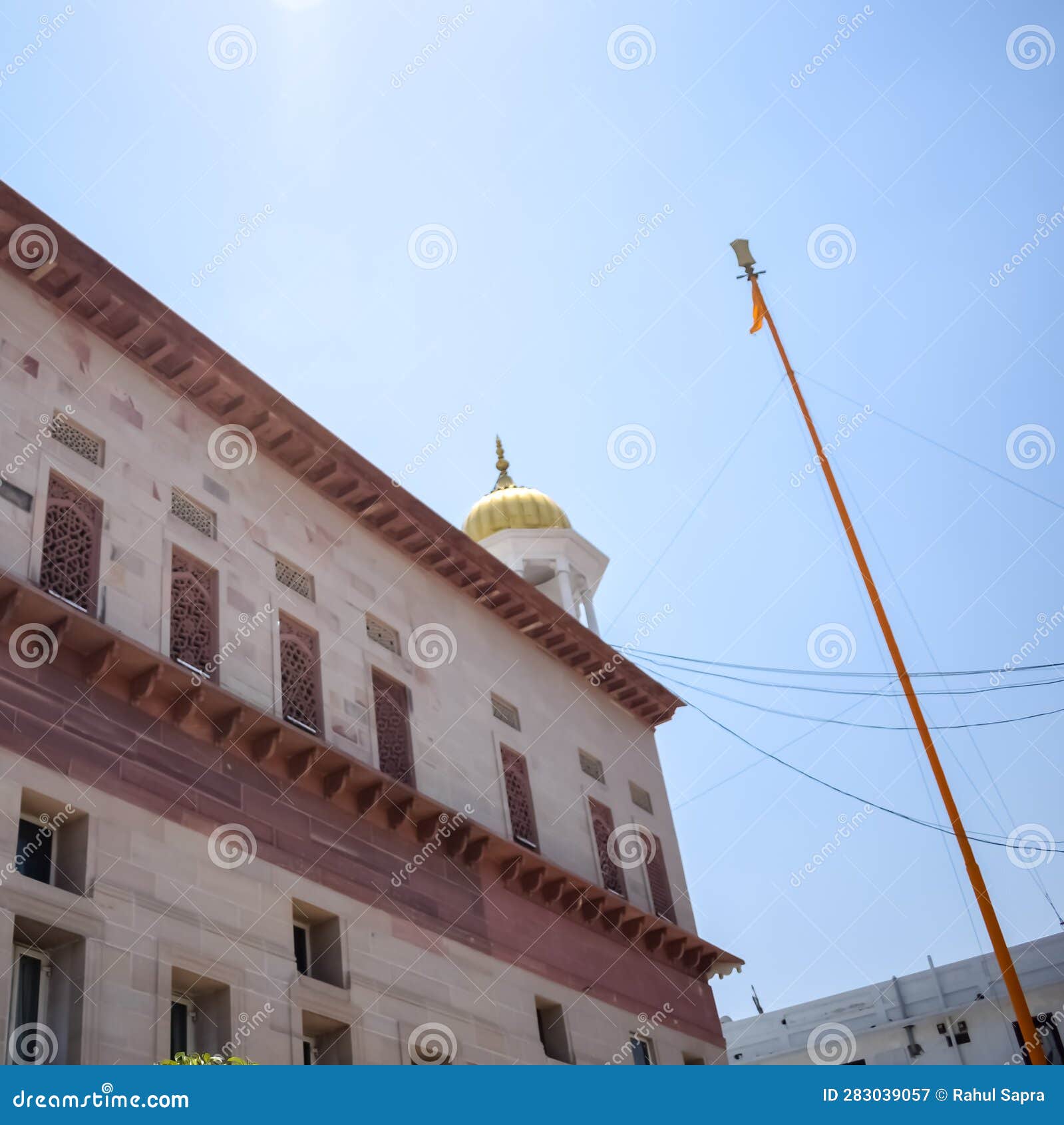 gurudwara sis ganj sahib is one of the nine historical gurdwaras in old delhi in india, sheesh ganj gurudwara in chandni chowk,