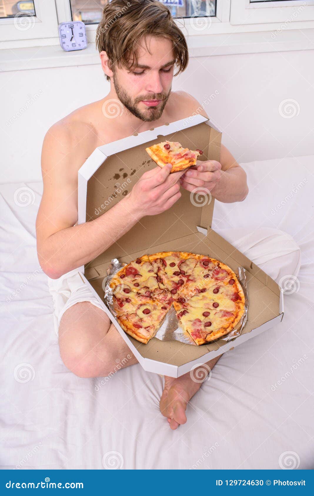 Pizza nude