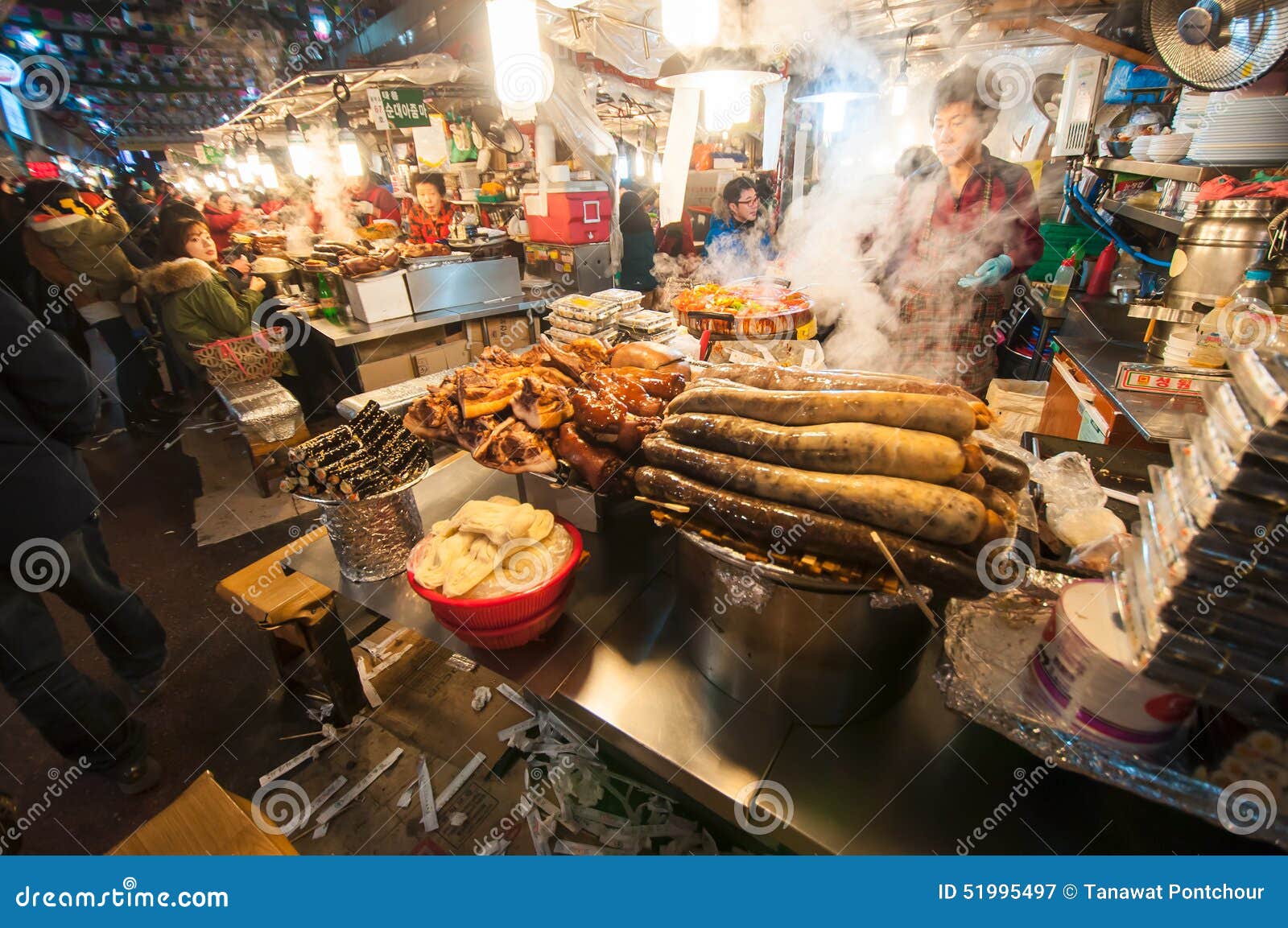 Gwangjang Traditional Market. Editorial Photography - Image of booths