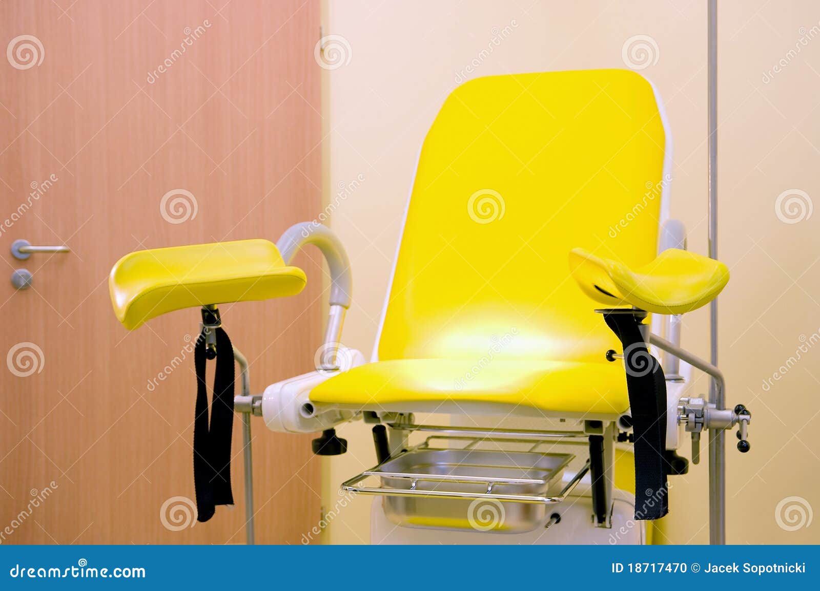 gynecological chair