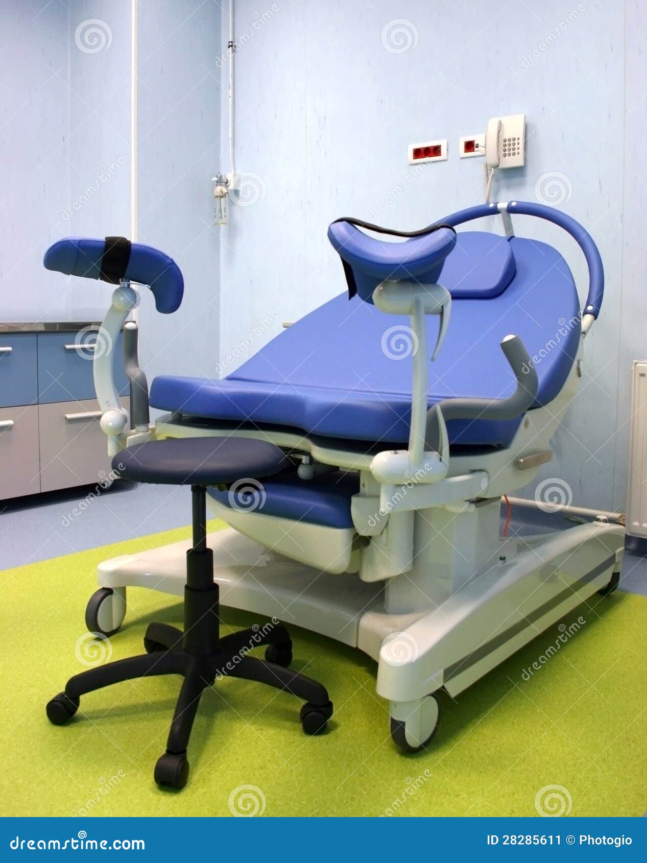 gynecological chair