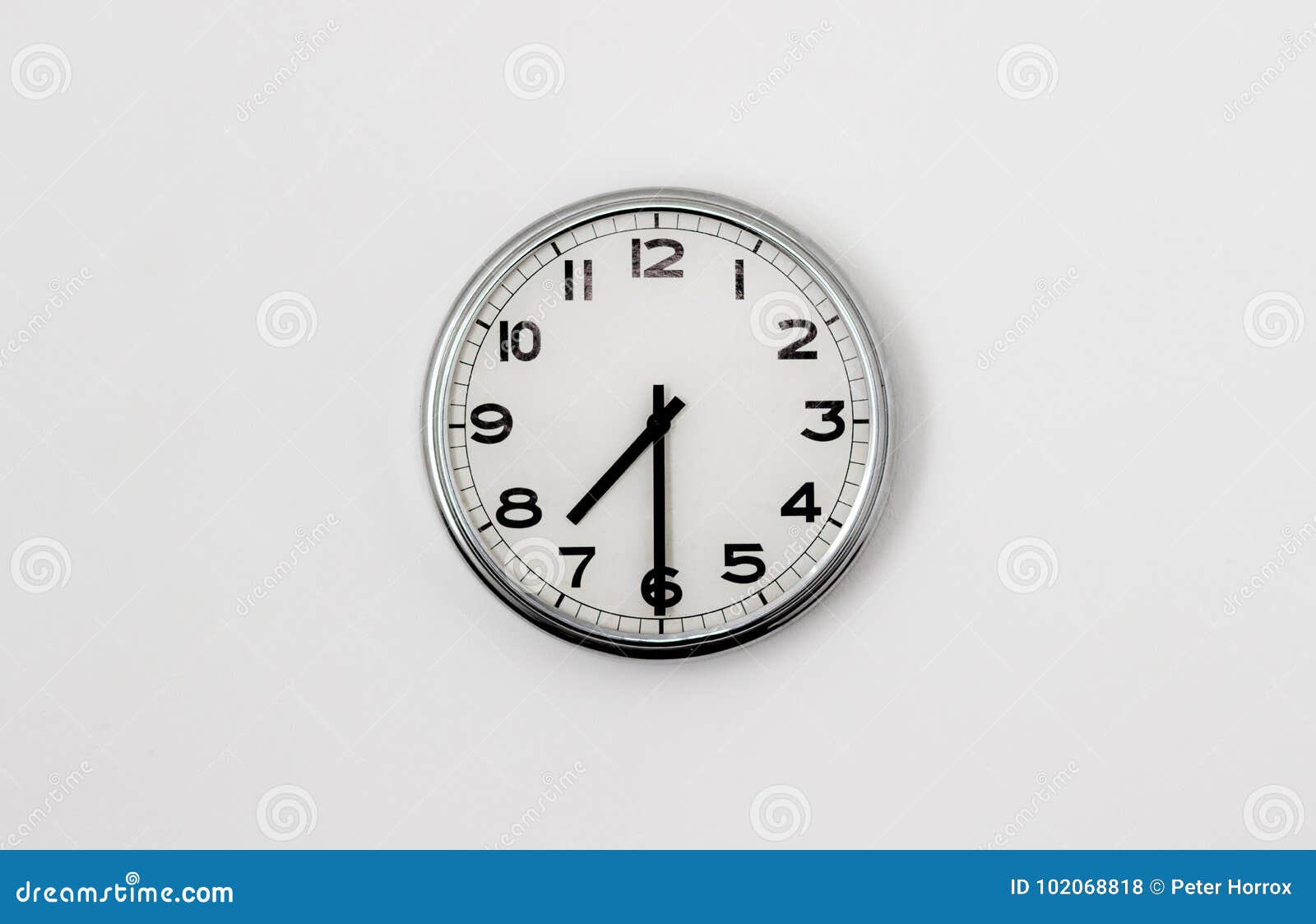 7h30 D horloge Photo Stock Image Du Mesure Signe Moderne 102068818 7h30-d-horloge-photo-stock-image-du-mesure-signe-moderne-102068818